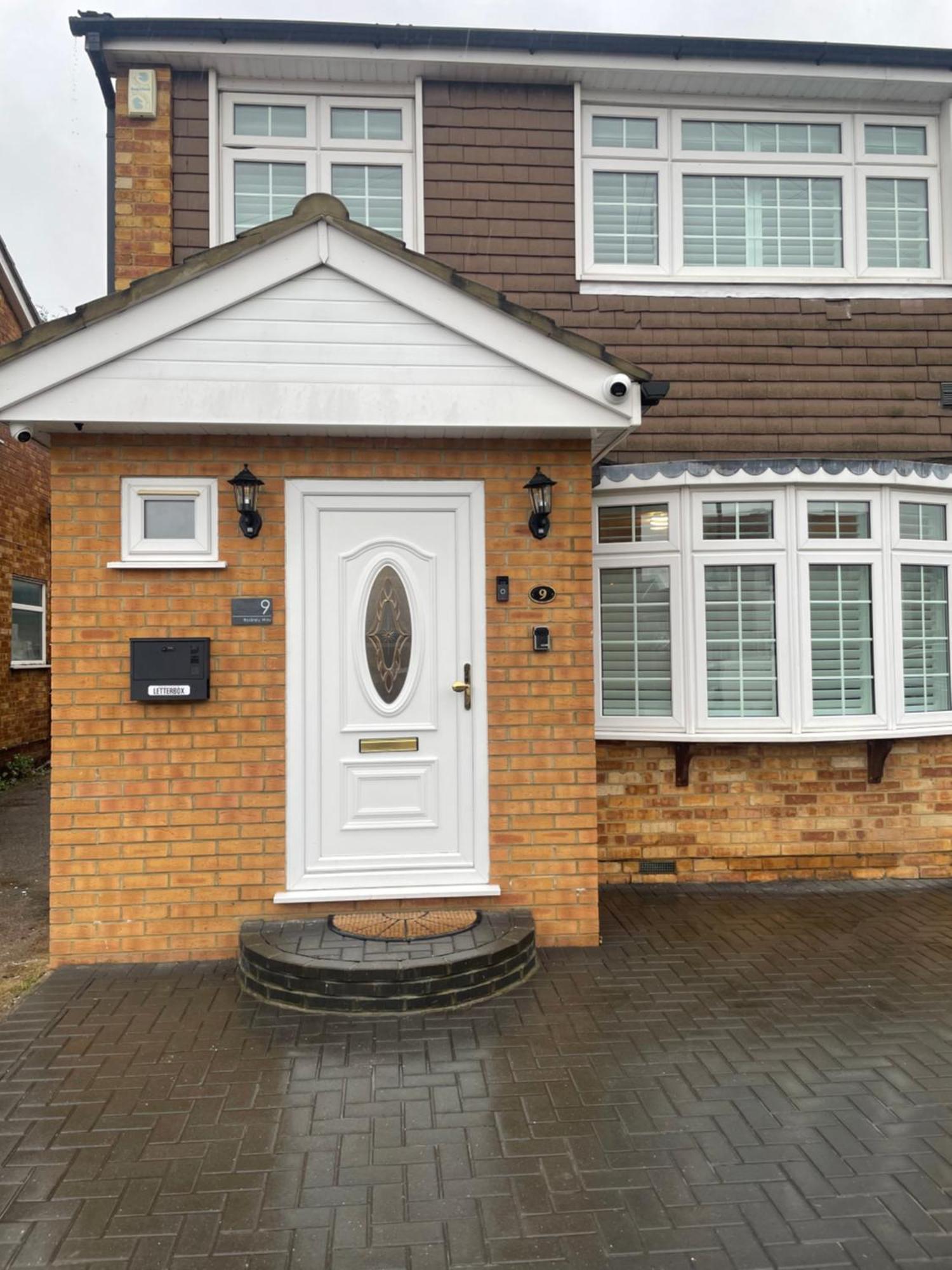 Home Near London Heathrow, Slough,Windsor,Legoland Colnbrook Екстериор снимка