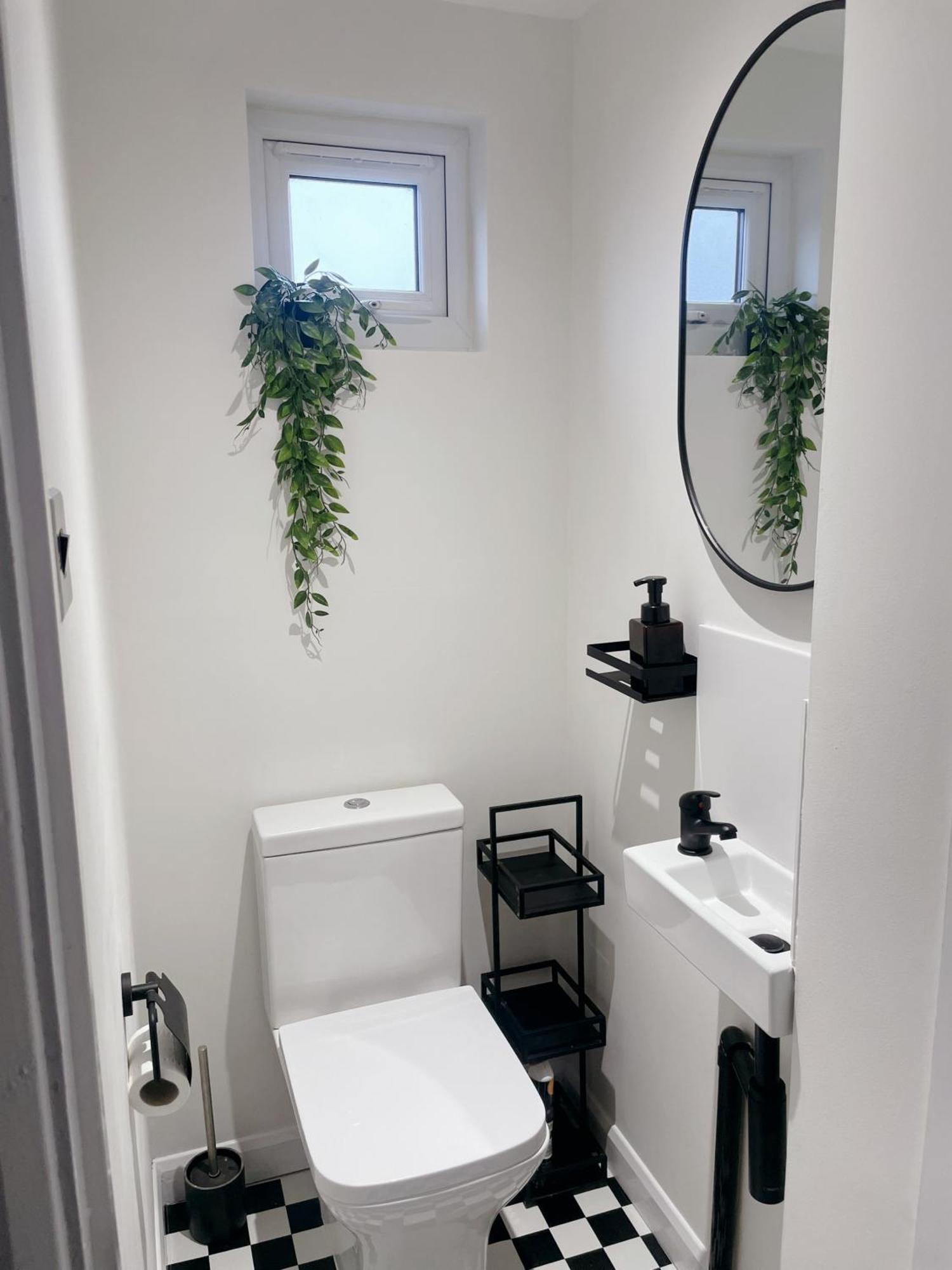 Home Near London Heathrow, Slough,Windsor,Legoland Colnbrook Екстериор снимка